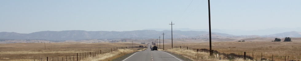 Road leading to Yosemite National Park